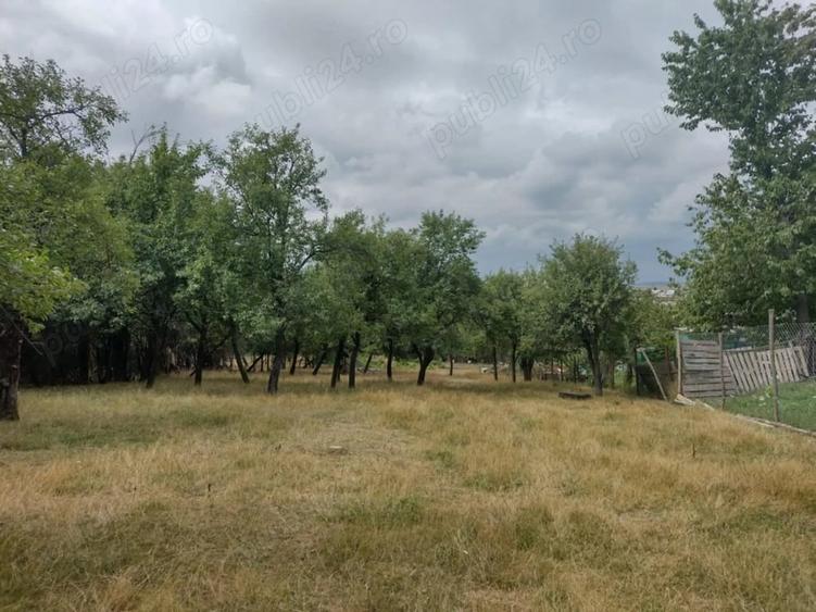 Teren de 1200 mp, în Găgeni