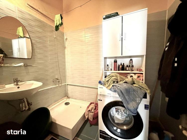 Apartament cu 2 camere semidecomandat în Ghiroda