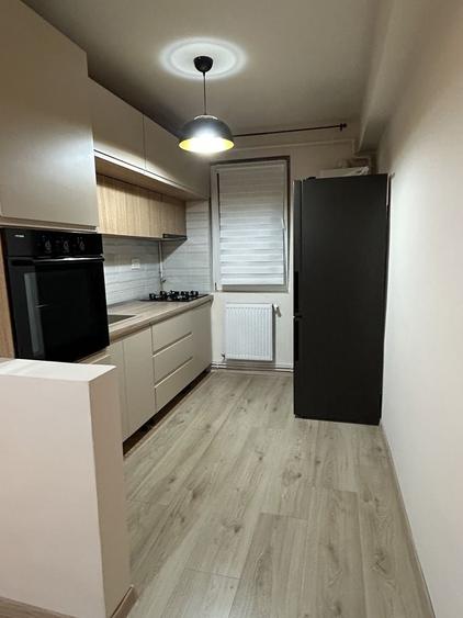 Apartament cu 2 camere decomandat în Florești