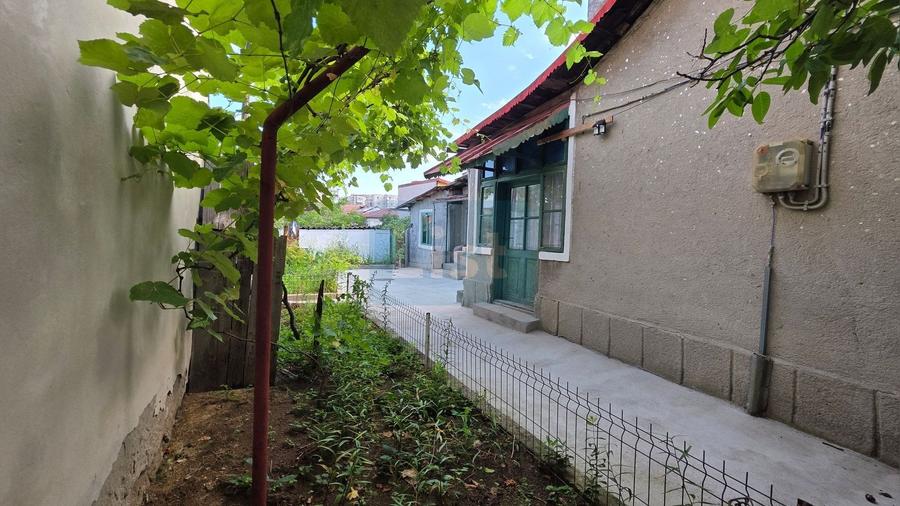 Casă cu 3 camere cu Teren 420 Mp în Aluniș