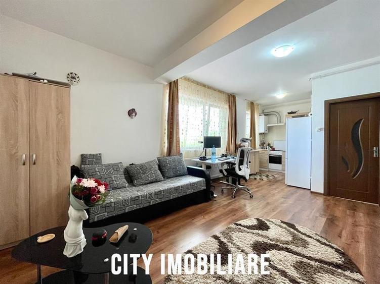 Apartament 2 camere, S- 45 mp, mobilat, utilat, zona Grand Hotel. - 1