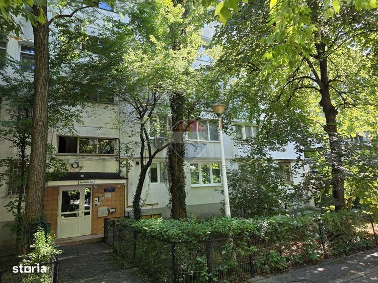 Apartament cu 3 camere decomandat în Nord