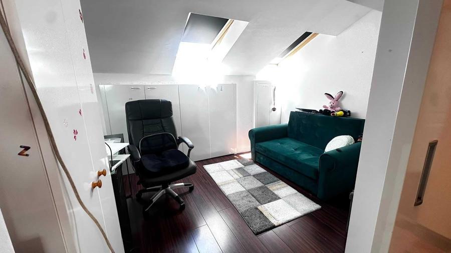 Apartament cu 3 camere semidecomandat în Baciu