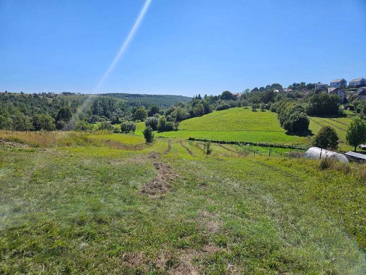 Casă cu 4 camere în Feleacu