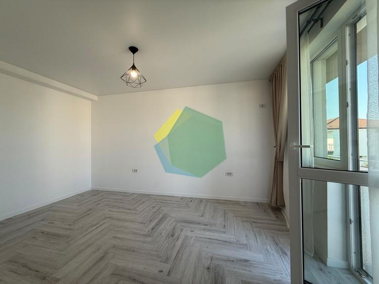 Duplex cu 4 camere cu Canalizare în Odăi