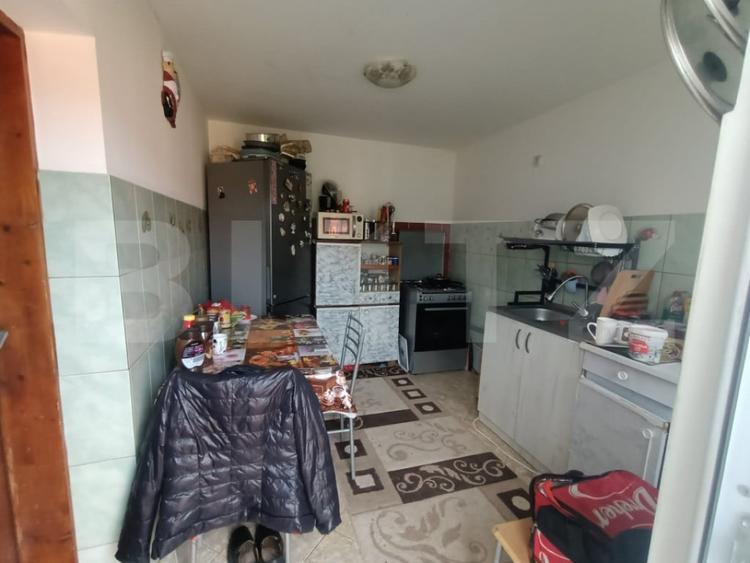 Casa din caramida cu teren generos de 4.717 mp | Dealu, - 5