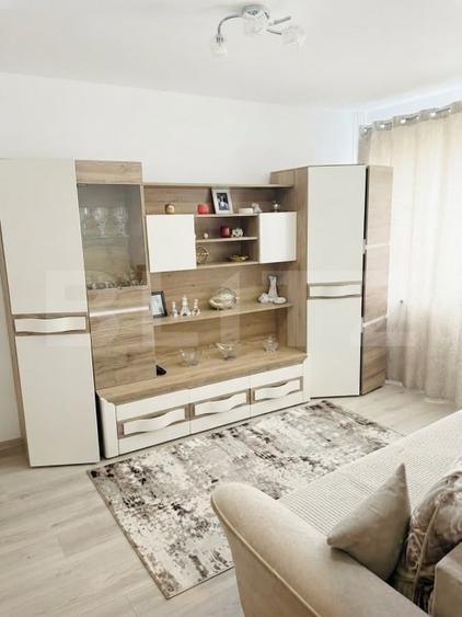Apartament cu 2 camere semidecomandat, mobilat în Mănăștur