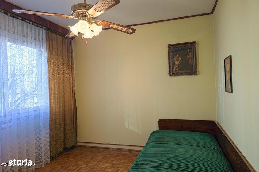 Apartament cu 4 camere decomandat în Gheorghe Lazăr