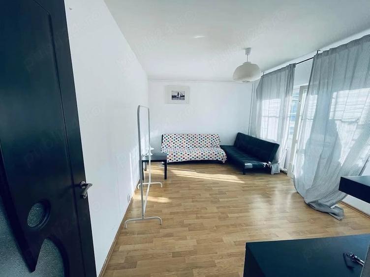 Apartament cu 2 camere decomandat în Berceni