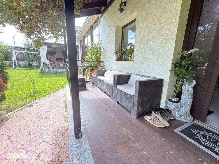 Casă cu 4 camere cu Teren 1700 Mp în Hemeiuș