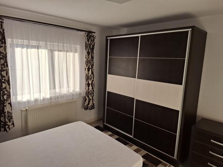 Apartament cu 2 camere decomandat în Sfântu Ilie