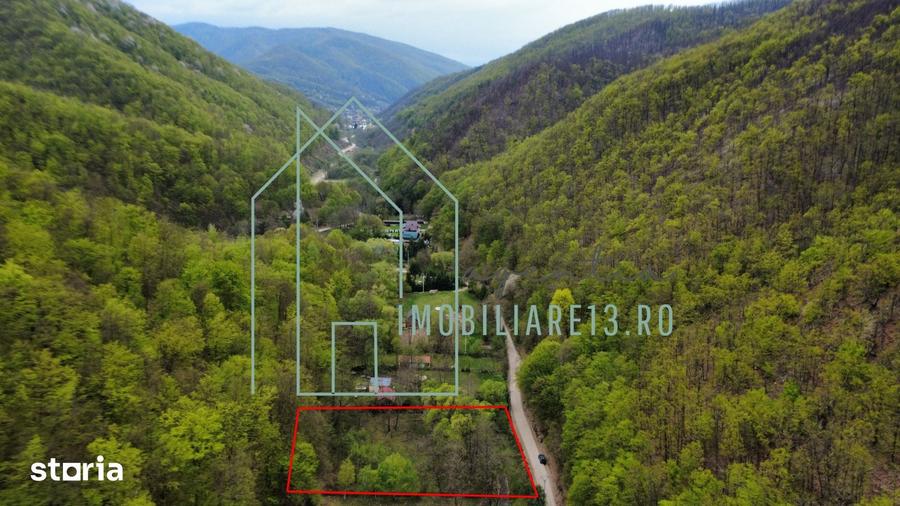 Teren de 3603 mp, în Central