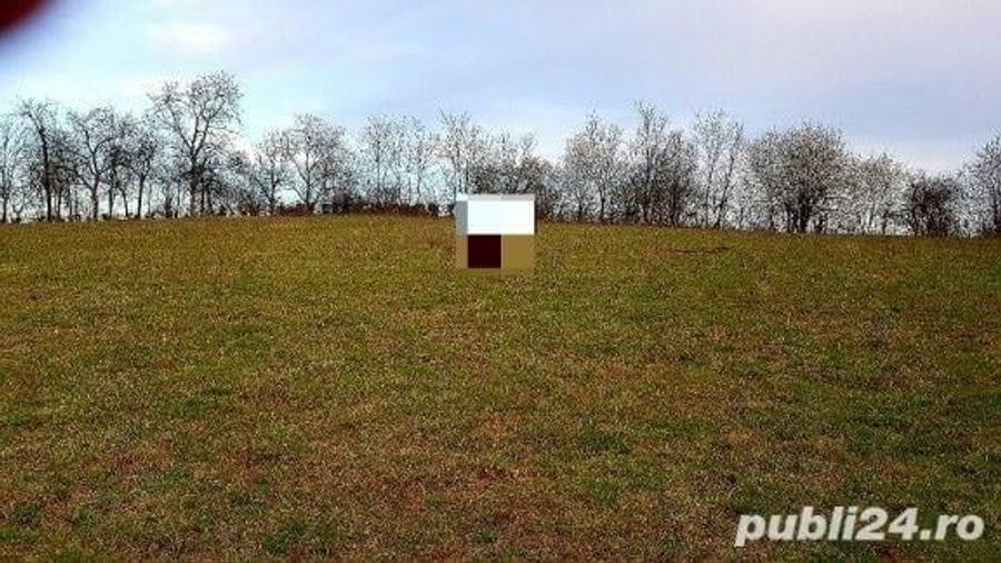 Teren de 5700 mp, în Central