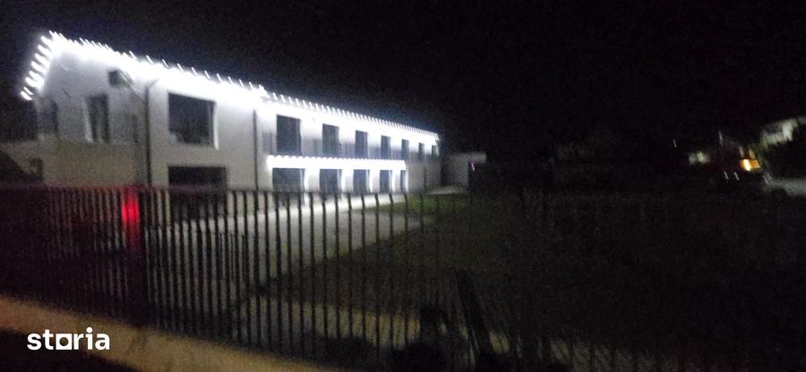 Spațiu comercial, de 28 mp, în Străulești