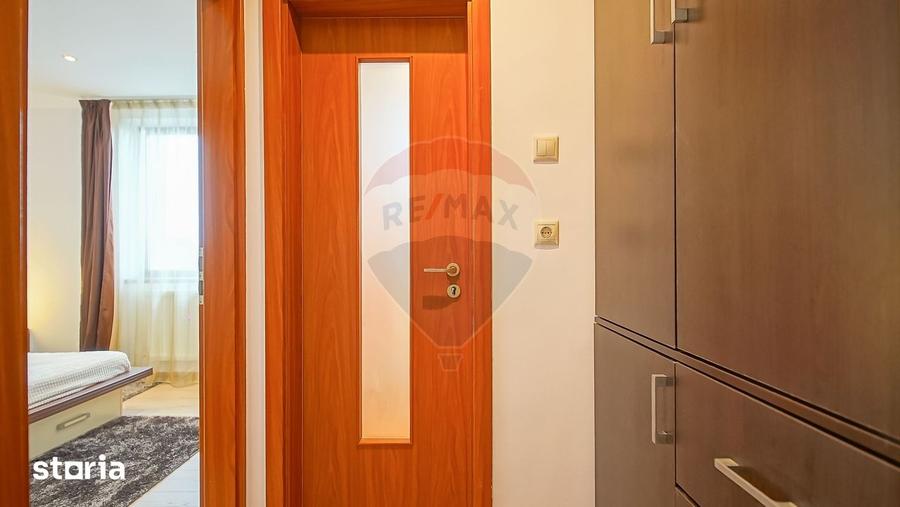 Apartament cu 2 camere semidecomandat, mobilat în Vlahuță