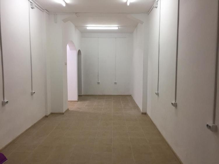 Spațiu comercial, de 67 mp, în Spital