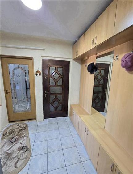 Apartament cu 2 camere decomandat în Mircea cel Bătrân