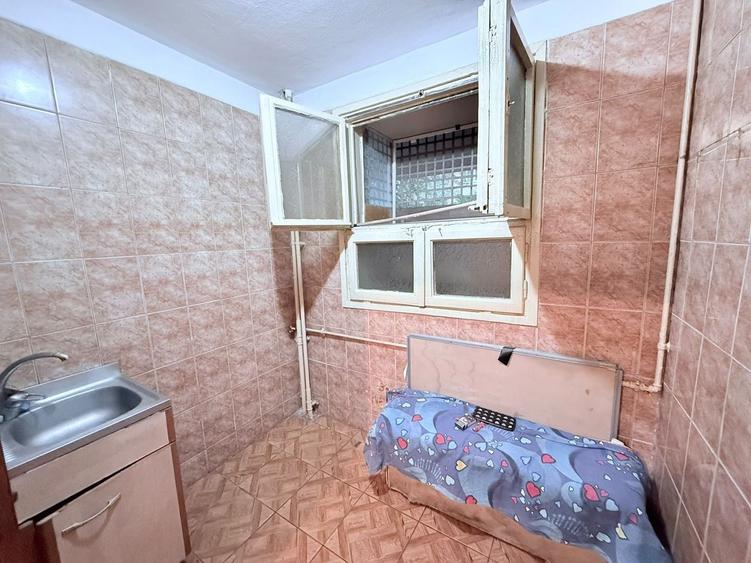 CENTRAL APARTAMENT 2 CAMERE DECOMANDAT BLOC REABILITAT TERMIC C.RESSU - 5