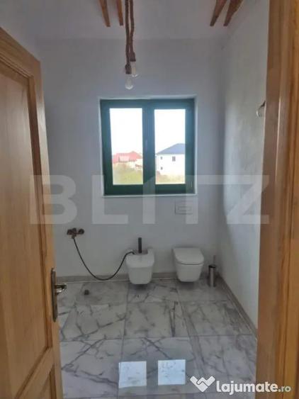 Casă cu 3 camere cu Teren 450 Mp în Central