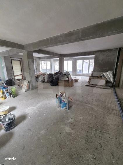 Spațiu comercial, de 269 mp, în Roșu