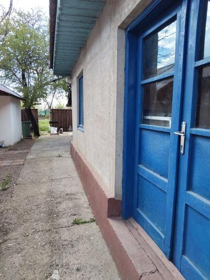 Casă cu 3 camere cu Teren 700 Mp în Amara
