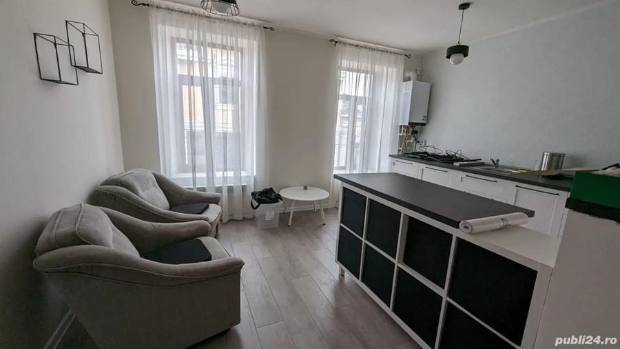 Apartament cu 2 camere decomandat în Central