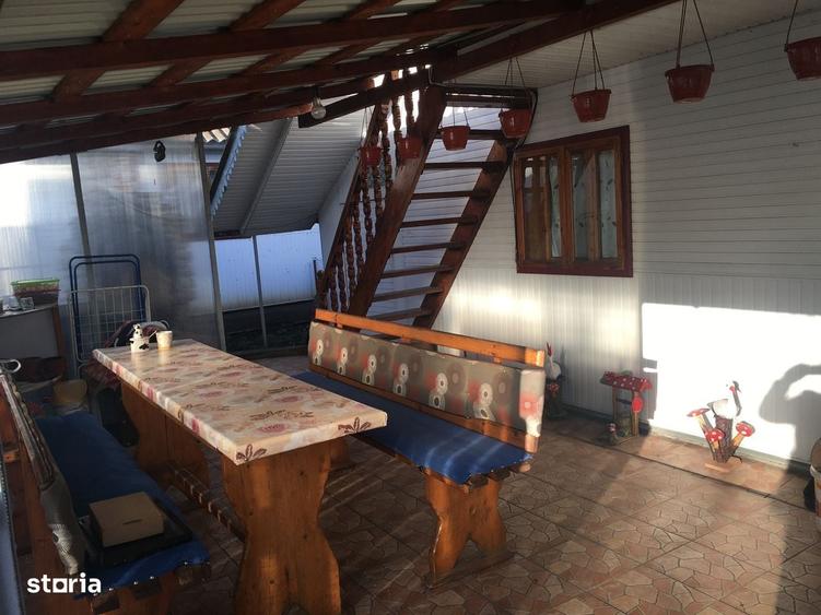 Casă cu 4 camere în Măzănăești