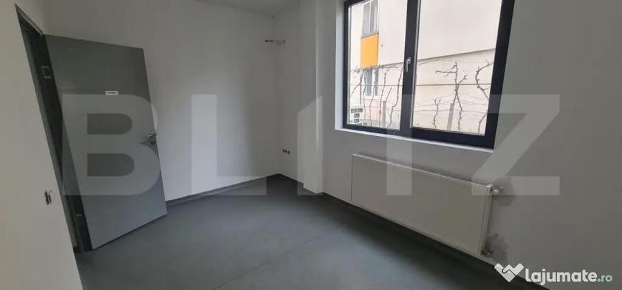 Spațiu comercial, de 15 mp, în Central
