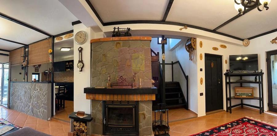 Casă cu 6 camere cu Teren 1593 Mp în Brebu
