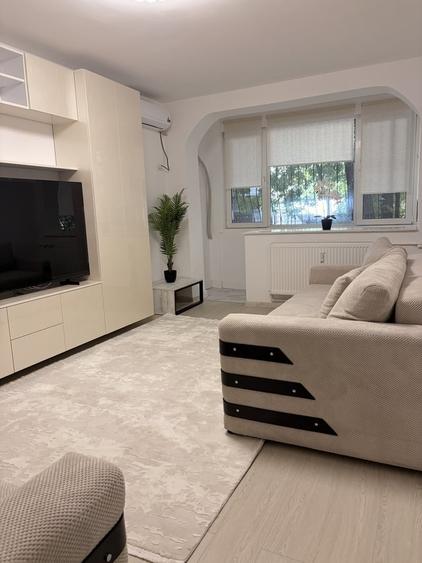 Apartament cu 2 camere decomandat, mobilat în Colentina