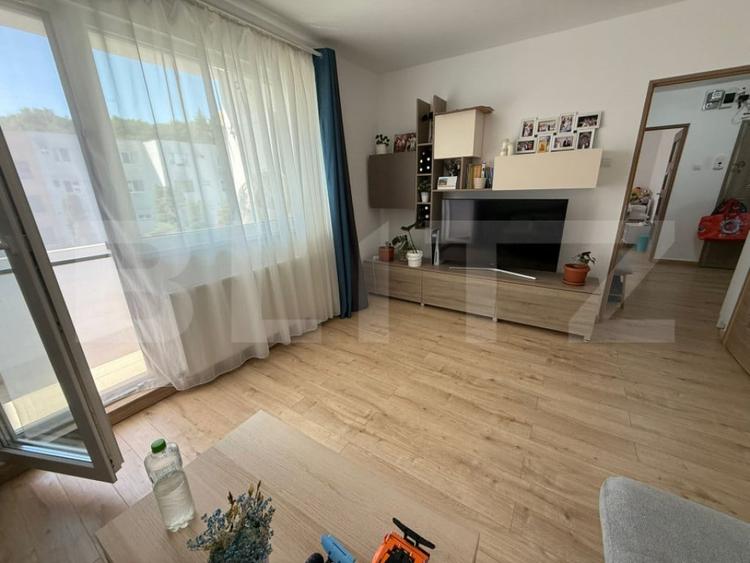 Apartament cu 4 camere decomandat în Făget