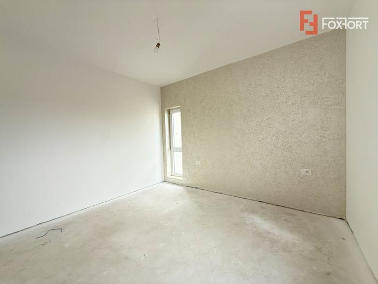Duplex cu 4 camere cu Teren 292 Mp în Săcălaz
