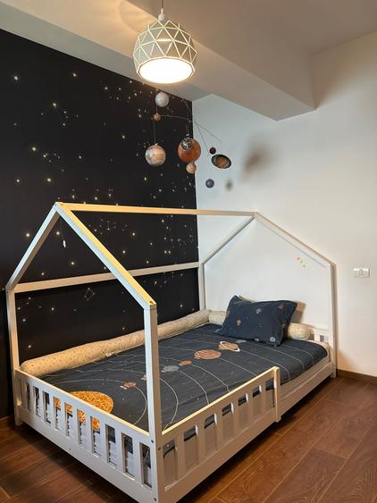 Apartament cu 3 camere decomandat în Uverturii