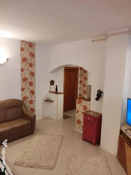 Apartament cu 2 camere semidecomandat în Mărăști