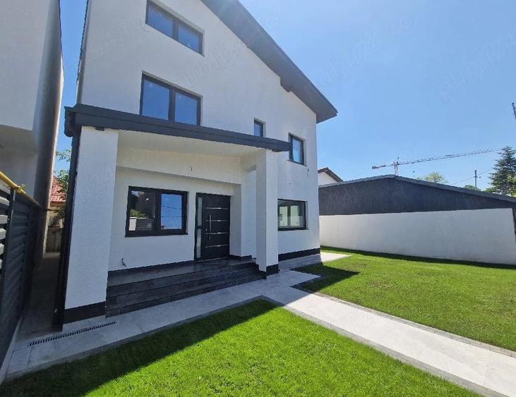 Casă cu 5 camere cu Teren 220 Mp în Pantelimon