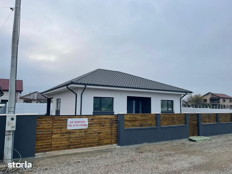 Casă cu 4 camere cu Teren 455 Mp în Șendreni