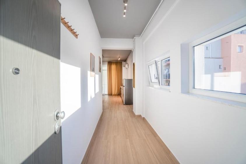 Apartament cu 2 camere decomandat, mobilat în Nord