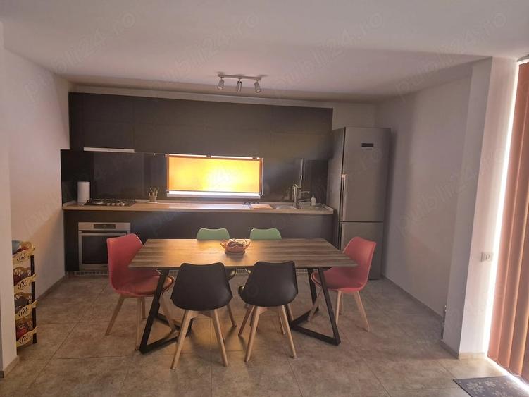 Casă cu 2 camere cu Teren 360 Mp în Vânători