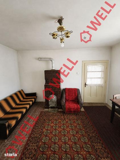 Casă cu 5 camere cu Teren 892 Mp în Aita Mare