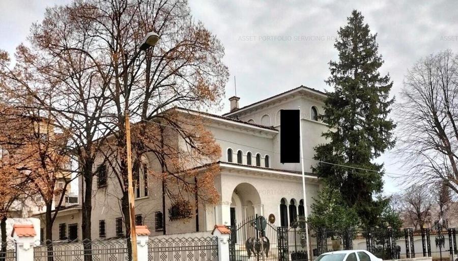 Casă cu 20 camere cu Teren 1075 Mp în Calea Călărașilor
