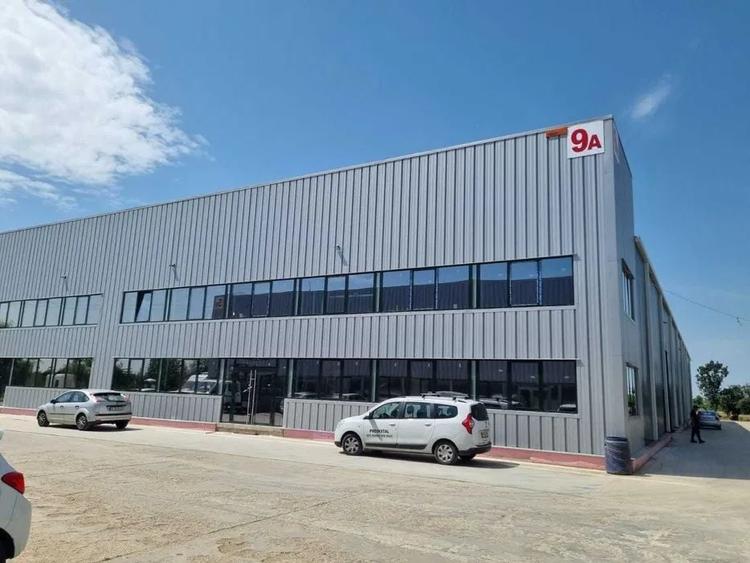 Spațiu industrial, de 2,640 mp, în Nord