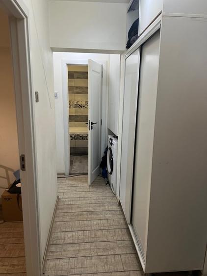 Apartament cu 3 camere decomandat în Drumul Taberei