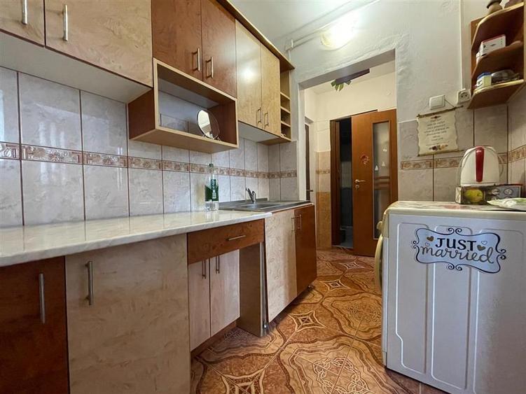Apartament cu 2 camere decomandat în Rogerius