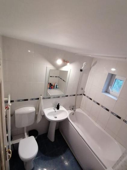 Apartament cu 2 camere decomandat în Tărian