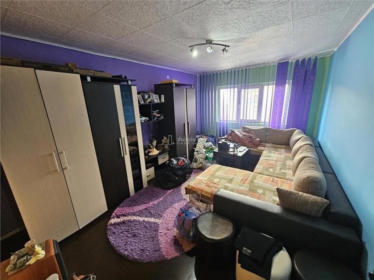 Apartament cu 2 camere decomandat, mobilat în Micro III