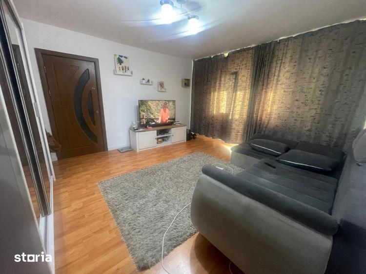 Apartament cu 2 camere în Craiovița Nouă