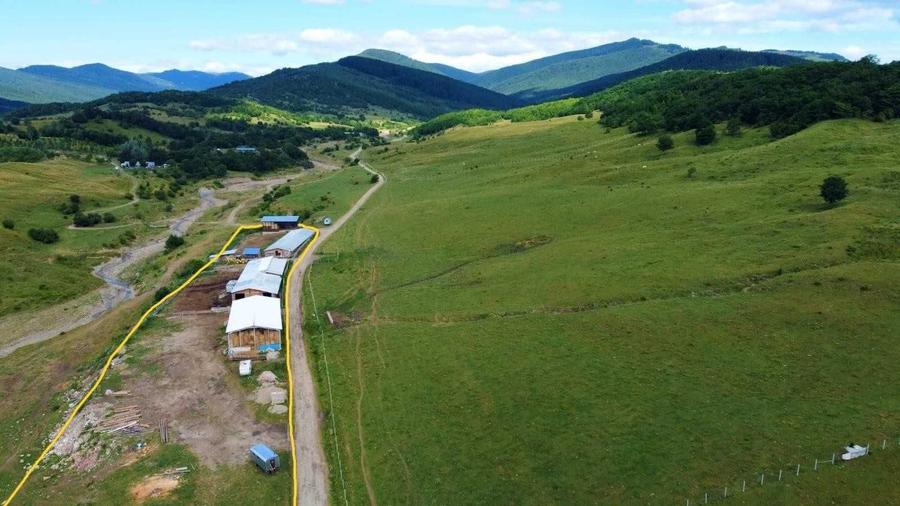 Ferma zootehnica / stana pentru oi si vaci teren 10.000 mp - Maneciu-Pamanteni - 7