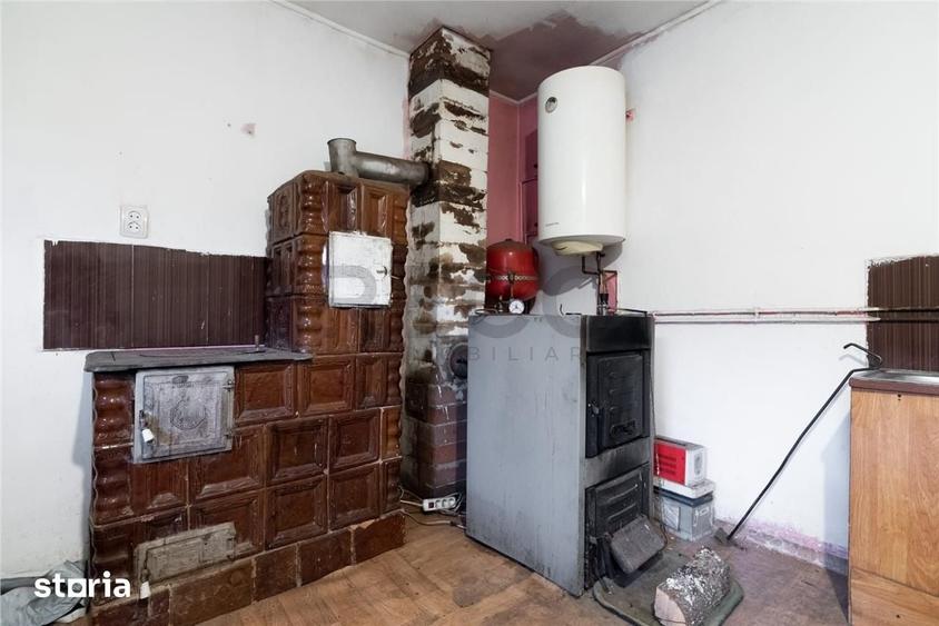 Casă cu 4 camere cu Teren 1021 Mp în Sârbi