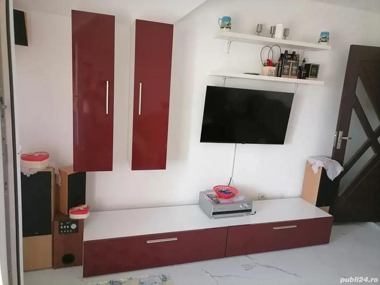 Apartament cu 3 camere decomandat în Chitila