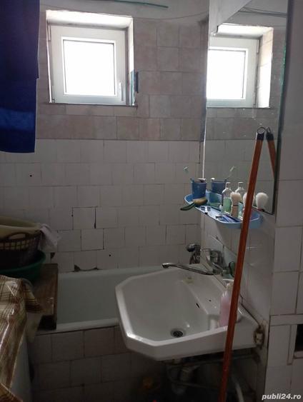 Apartament cu 2 camere decomandat în Carei